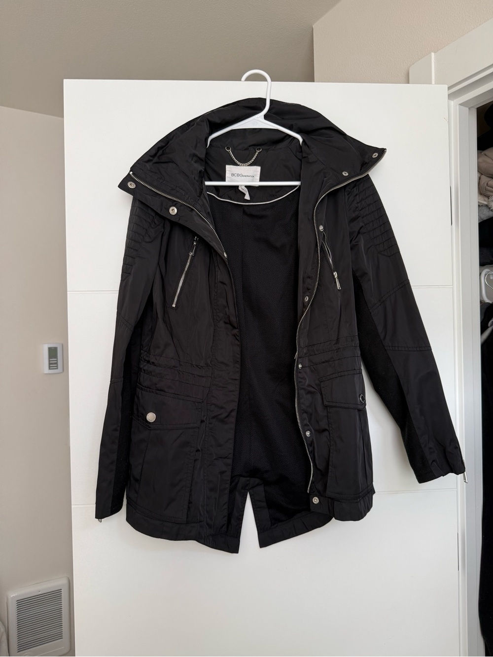 BCBGeneration Black Utility Anorak Jacket with Hood